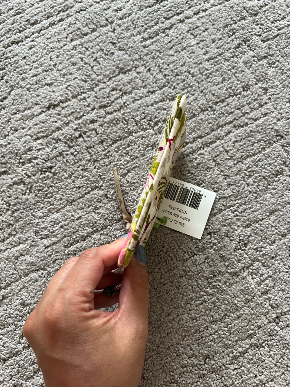 Vera Bradley Floral Zip ID Case, Make Me Blush - Picture 6 of 11